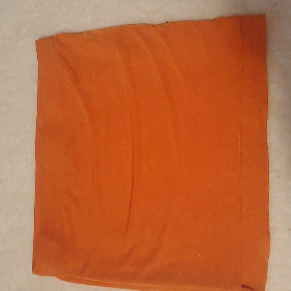 Shein skirt. Size XS Never worn. Lightweight. NWOT